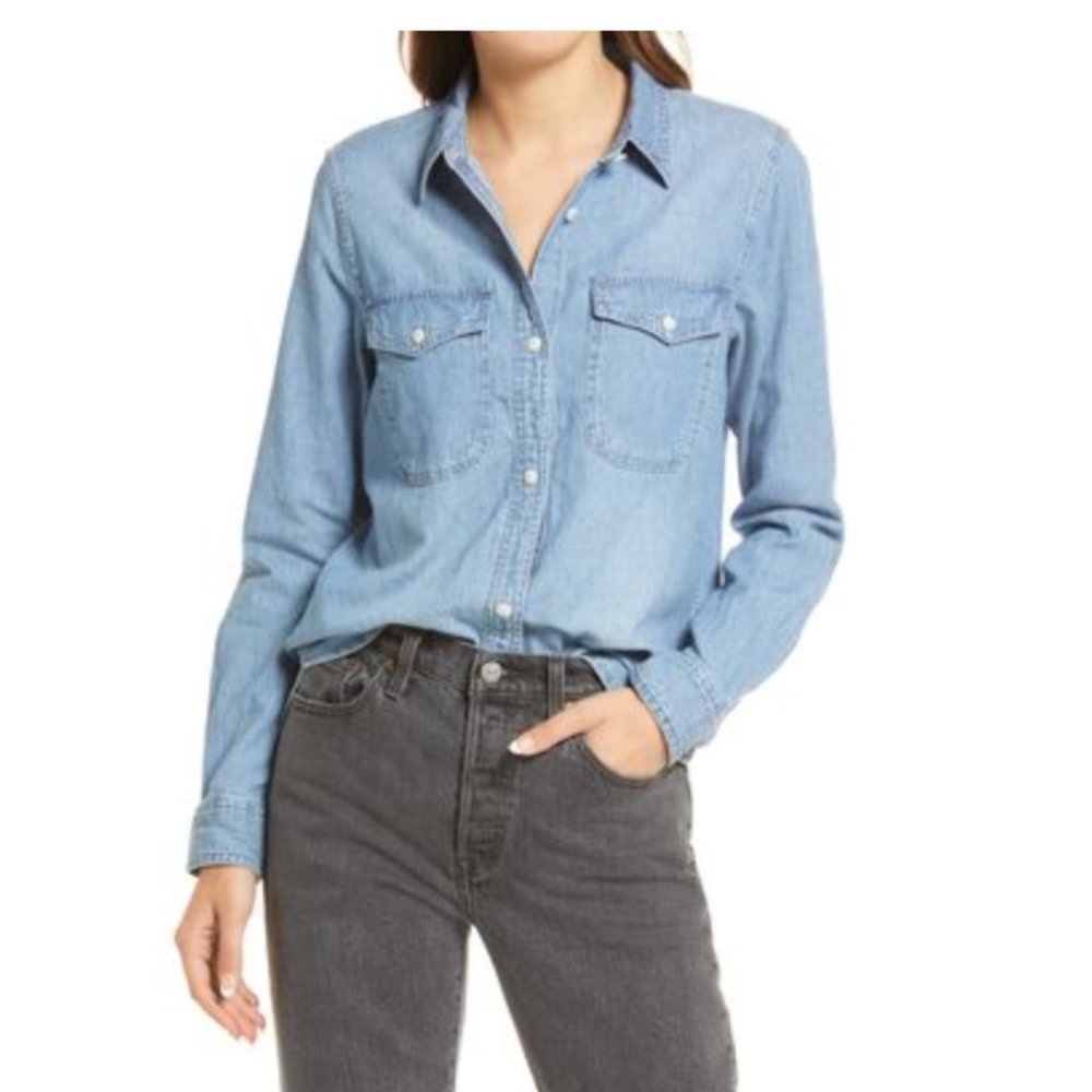 Madewell Denim Button Up (Bluffton wash) – S